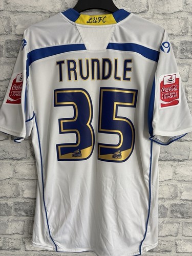 Leeds united football shirt - football,